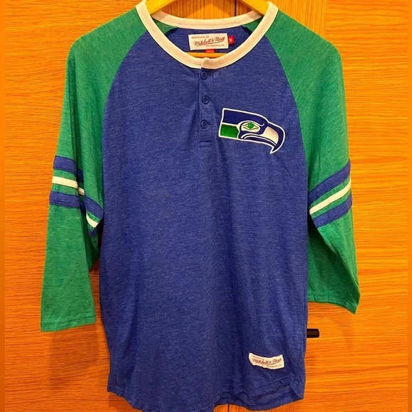 Mitchell & Ness Seattle Seahawks NFL | 3/4 Sleeve Tri-Blend Henley Shirt  Size M - Picture 1 of 6